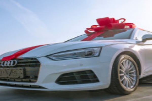7 Best Gifts For Car Guys: What To Give Car Lovers This Holiday 2019
